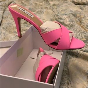 Steve Madden NIB hot pink mule